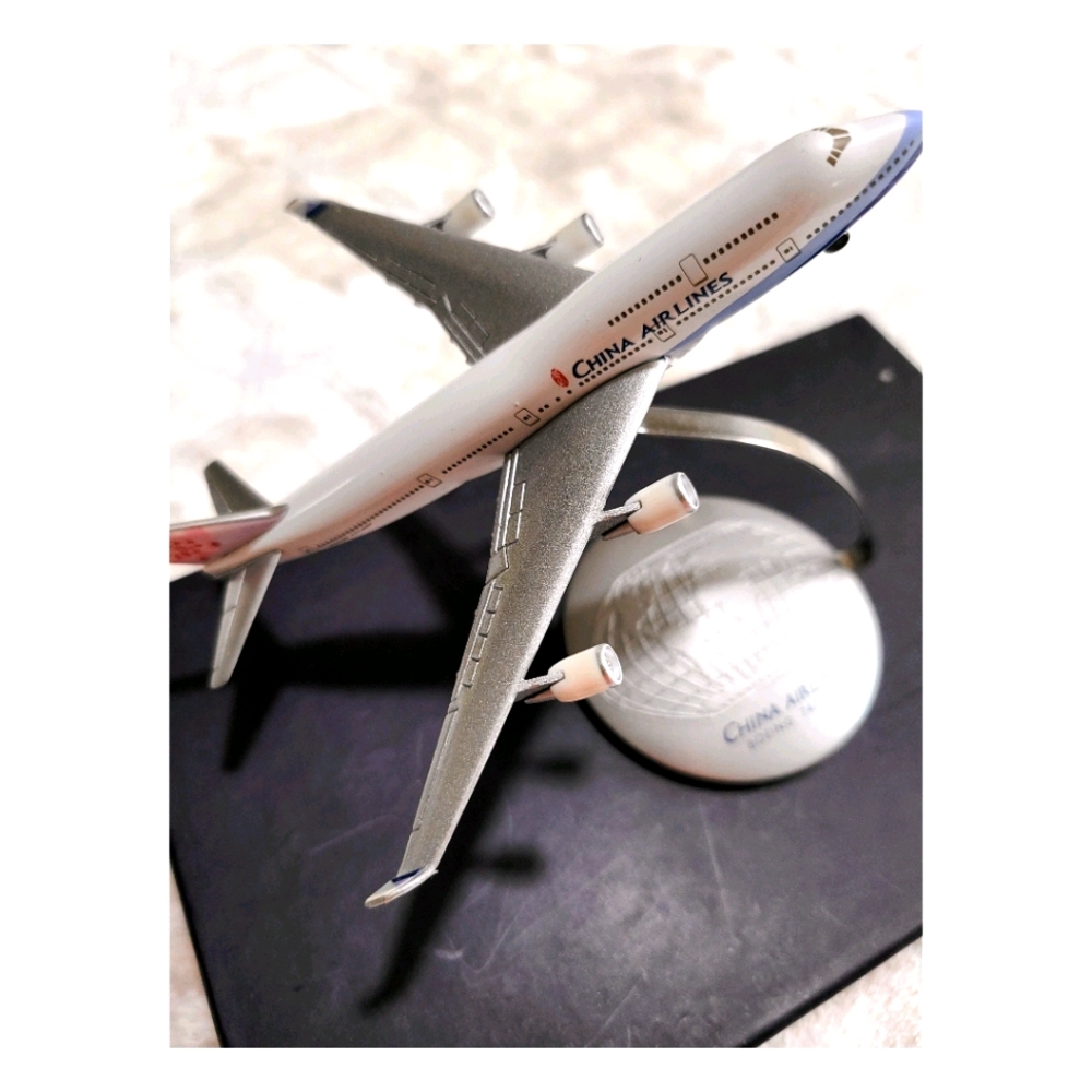 (NEW) China Airlines Boeing 747-400 Model